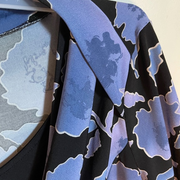 East 5th women’s XL blouse - Picture 9 of 11